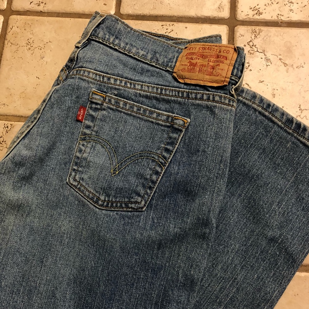 515 Boot Cut Levi’s Size 6L